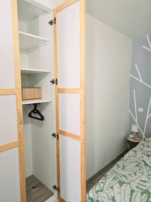 Apartamento Joli F2 Gare Orleans Avec Parking Prive Et Balcon Exterior foto