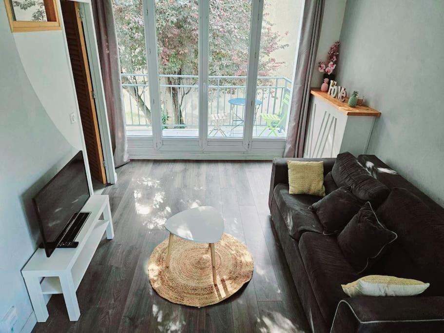 Apartamento Joli F2 Gare Orleans Avec Parking Prive Et Balcon Exterior foto